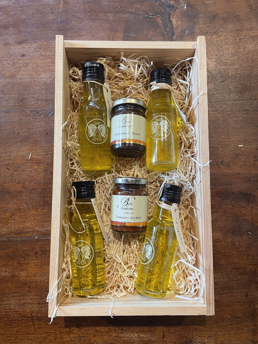 coffret autour de l'olive du domaine les perpetus dans le luberon